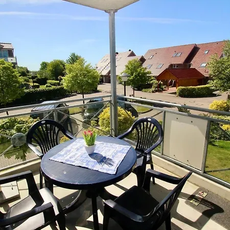 Apartment 3 *